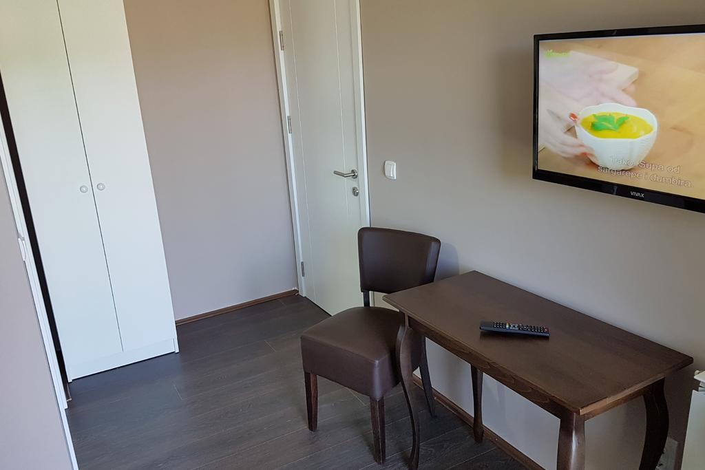 Apartmani Simic Valjevo Exterior foto