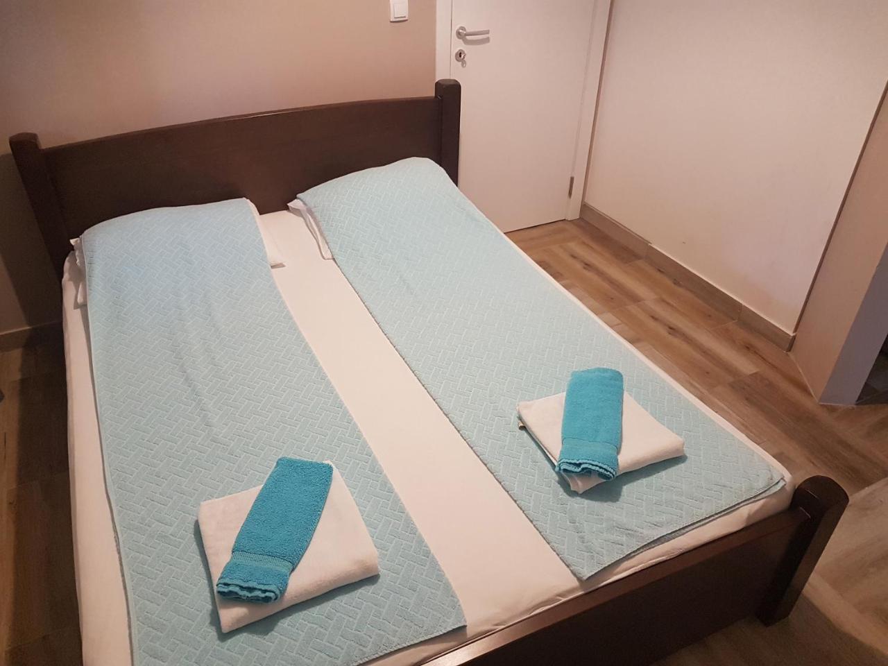 Apartmani Simic Valjevo Exterior foto